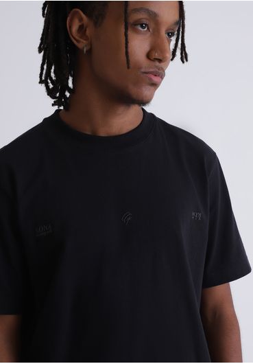 Camiseta em algodão estampa simbolos
