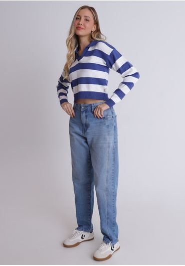 Calça jeans mom com recortes