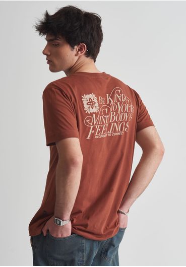 Camiseta algodão estampa be kind