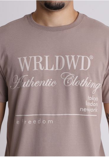 Camiseta em algodão estampa authentic
